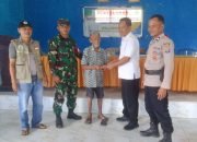 Pemerintah Desa Ahuawali Salurkan BLT Warga
