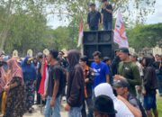 PB. HAM Konawe Raya Bersama Masyarakat Lalonona Mengelar UNRAS di Kejari Dan DPRD konawe Atas Dugaan Penyalahgunaan DD dan Mendesak Mencopot Kades Lalonona