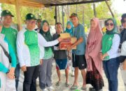 Rumah Warga Desa Orawa Hangus Terbakar, Plt Bupati dan Ketua DPRD Serahkan Bantuan