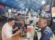Bupati Konawe Makan Bakso Sambil Menyapa Warga Jelang Penutupan STQ